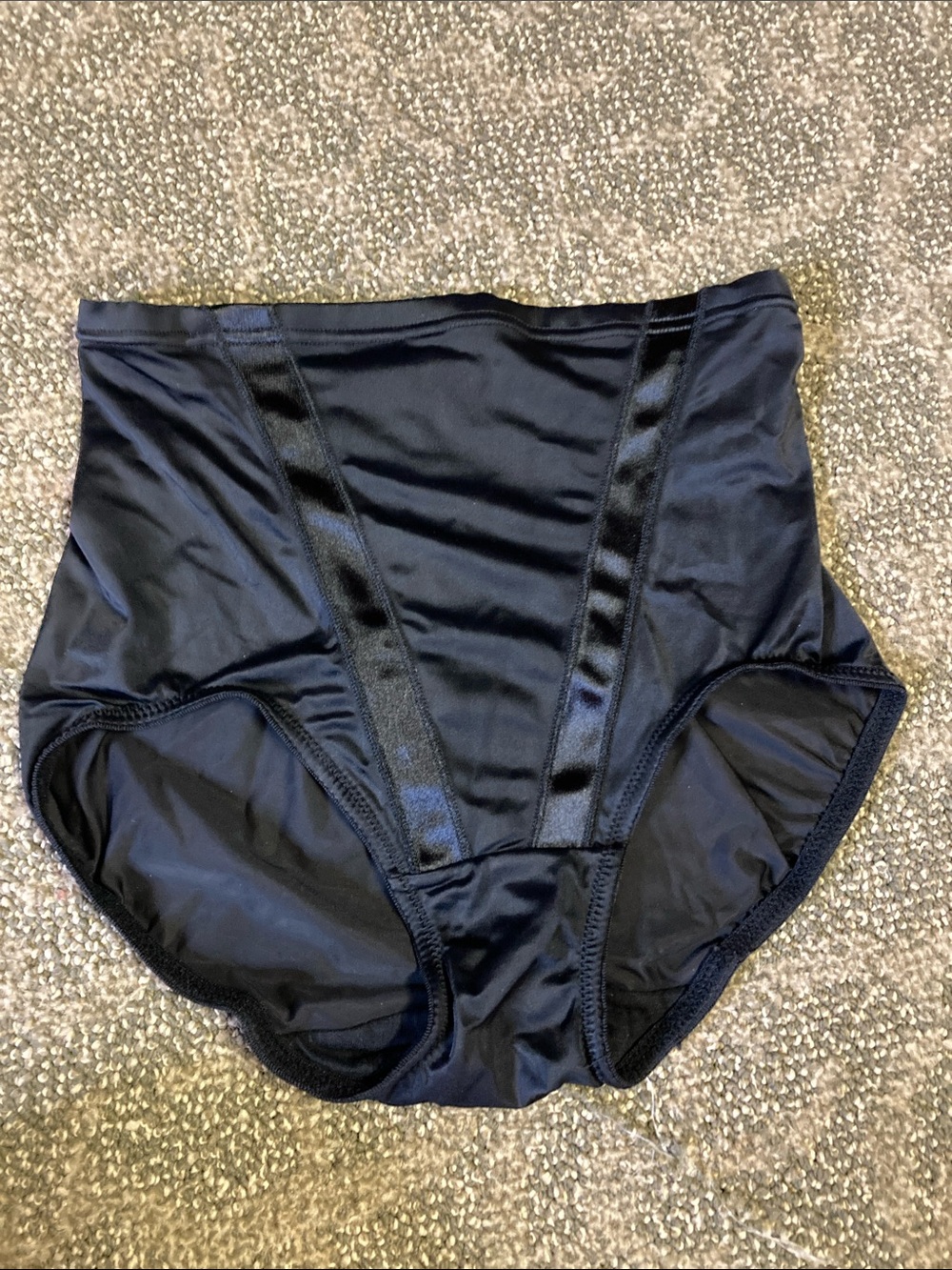 Pin up stretch bloomers. Fleexes medium shiny